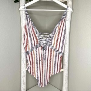 Jessica Simpson Front Lace Up Adjustable Straps Swimsuit * XL